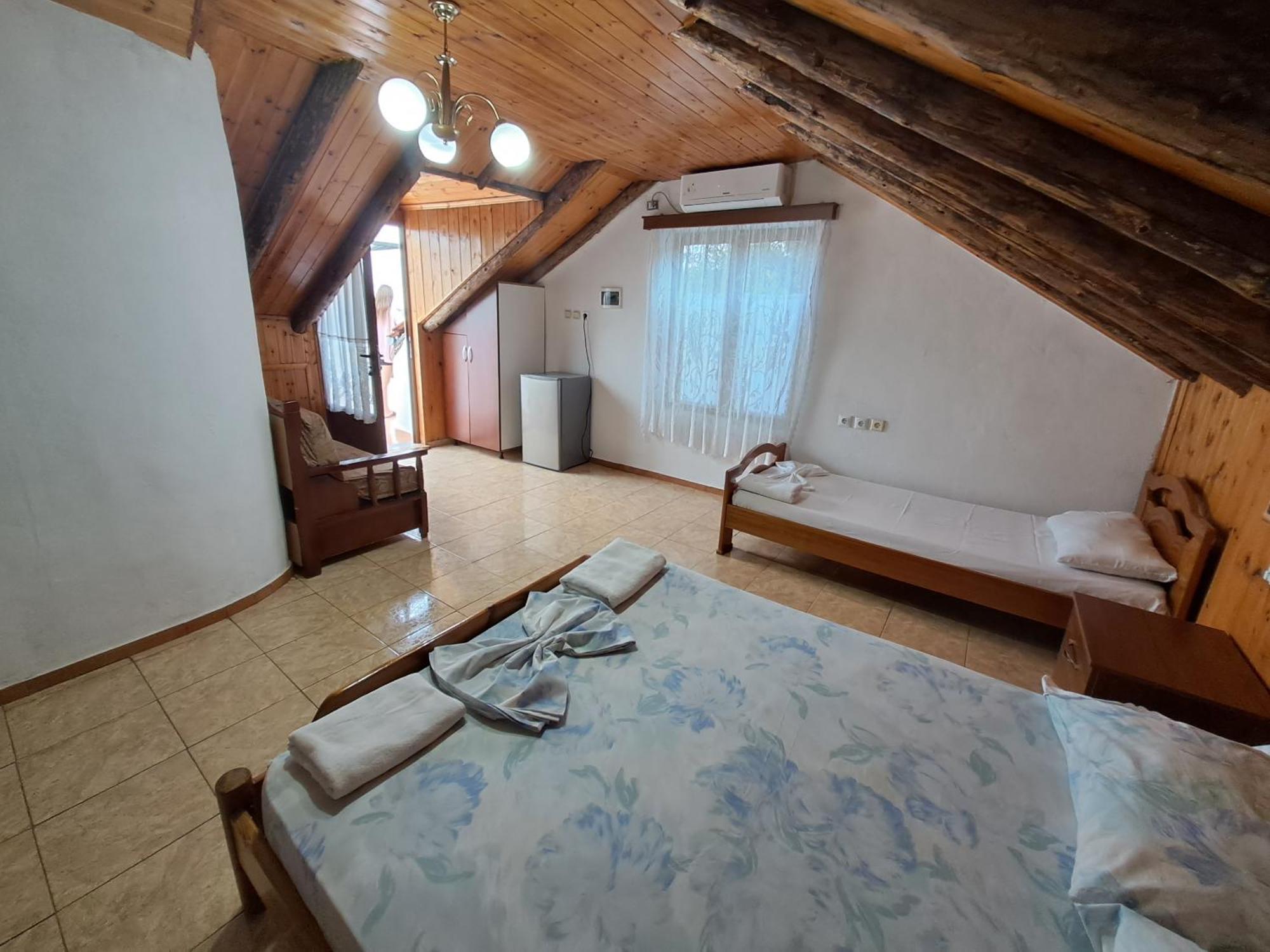 Guest House Argjiro Castle Gjirokaster Luaran gambar