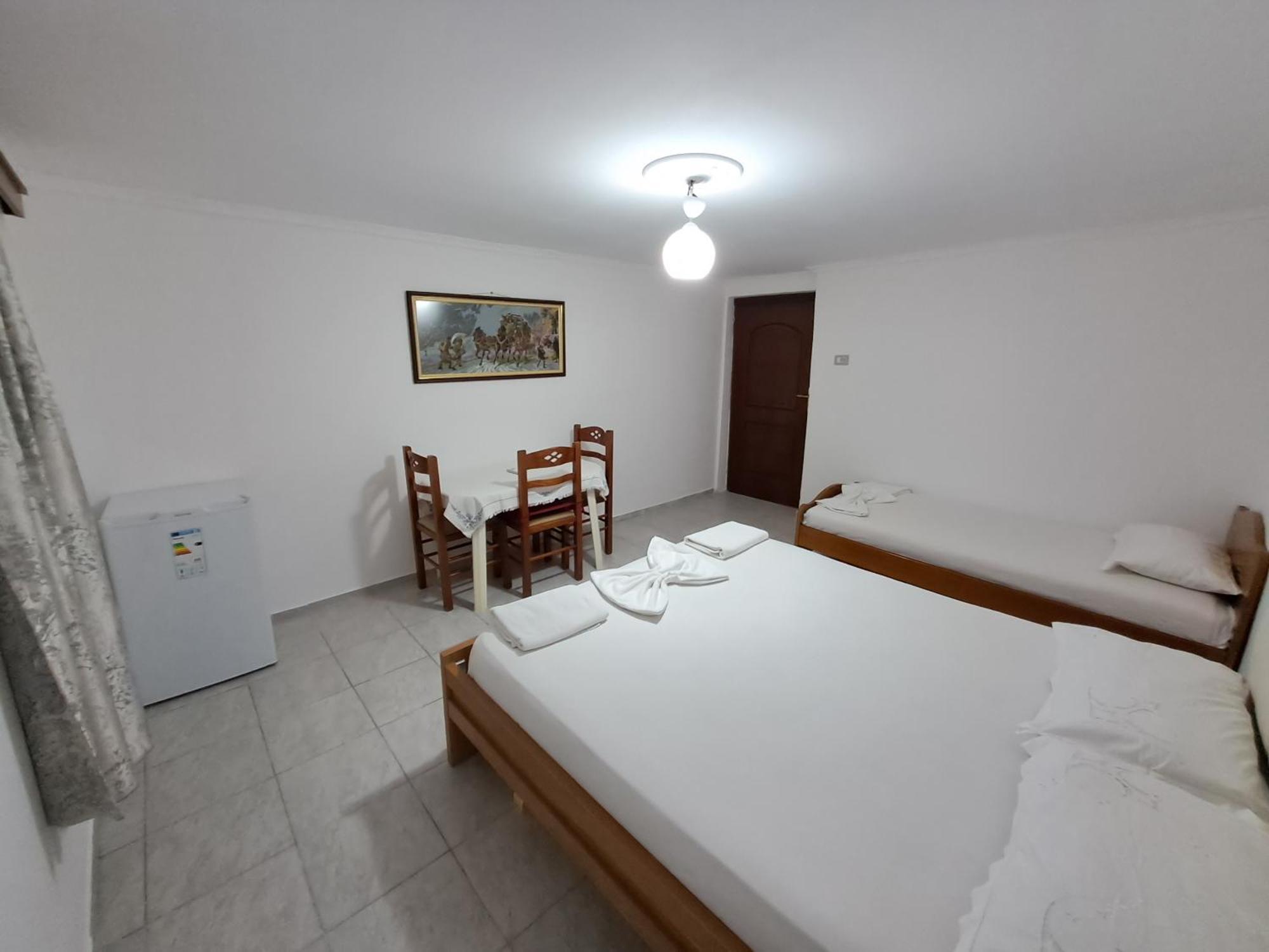 Guest House Argjiro Castle Gjirokaster Luaran gambar